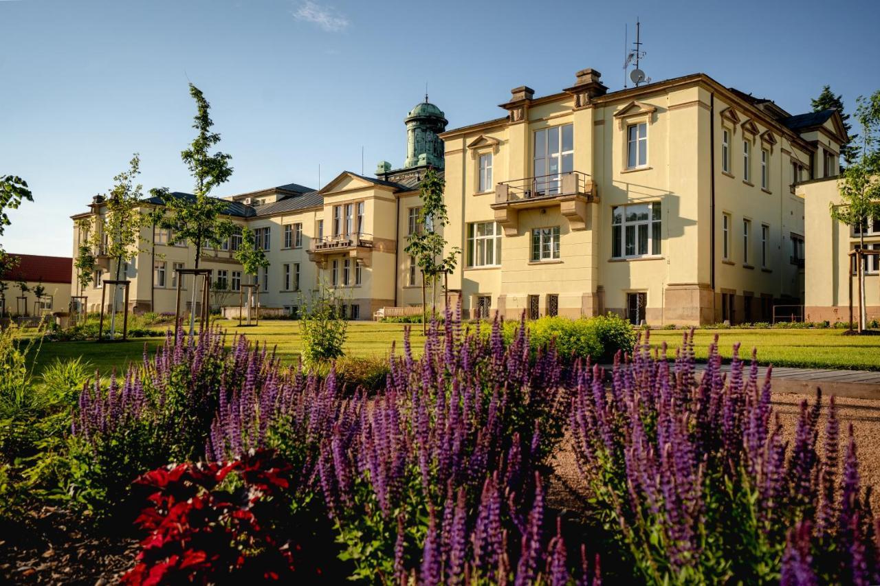 Hotel Zamecek Podebrady Exterior photo